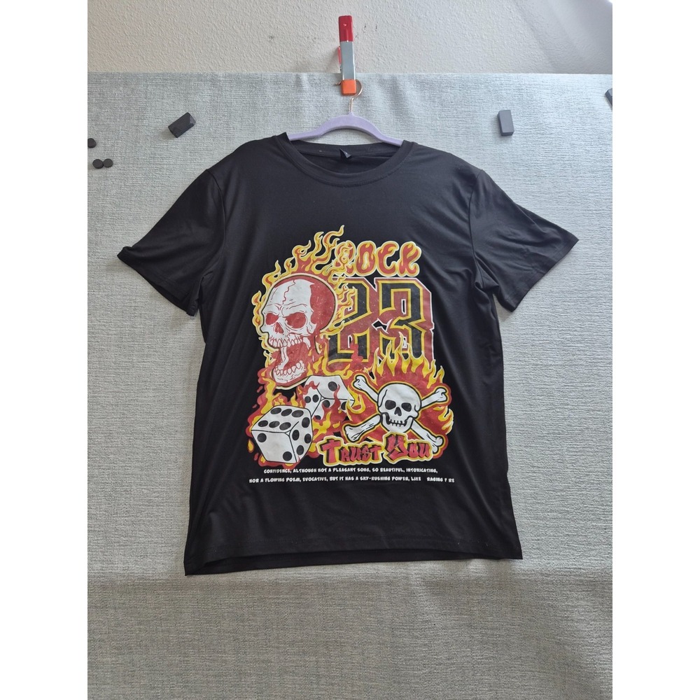 Romwe T Shirt Men Medium Black Rock 23 Skull Flame Dice Trust You Gothic Graphic